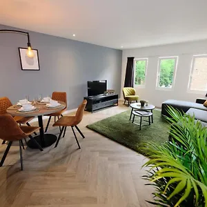 Apartment Spacious 65m2 In The Centre Of - R65b